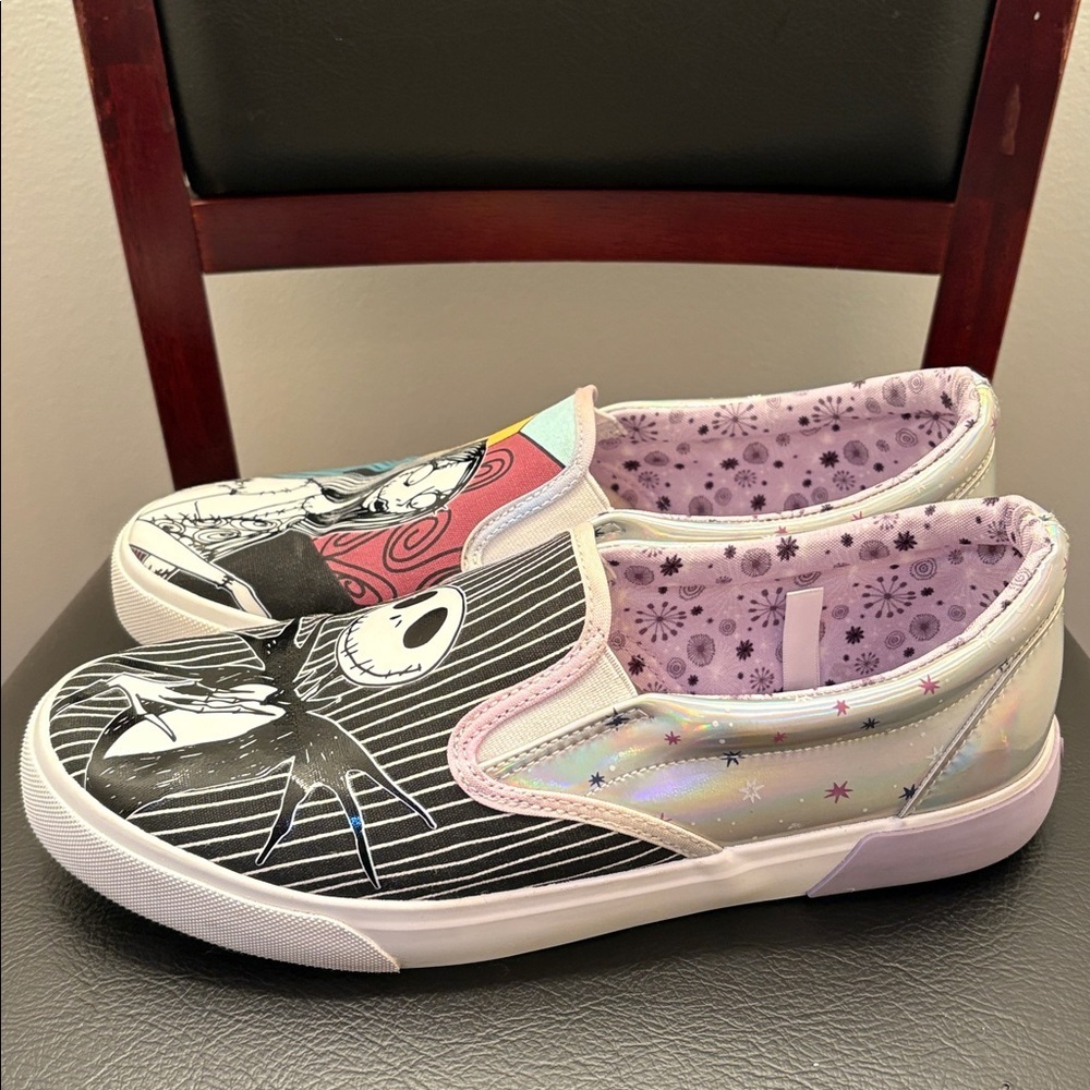 Women’s Disney Night Before Christmas Slip-On‎ Shoes Size 9 - Picture 2 of 5